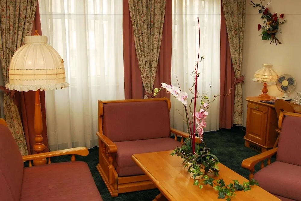 Hotel Am Josephsplatz Nuremberg